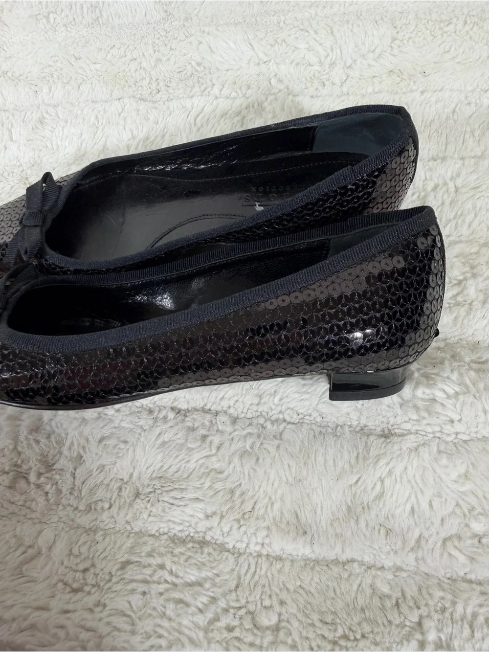 Talbots pointed-toe black sequin With Bow ballet flats Size 6